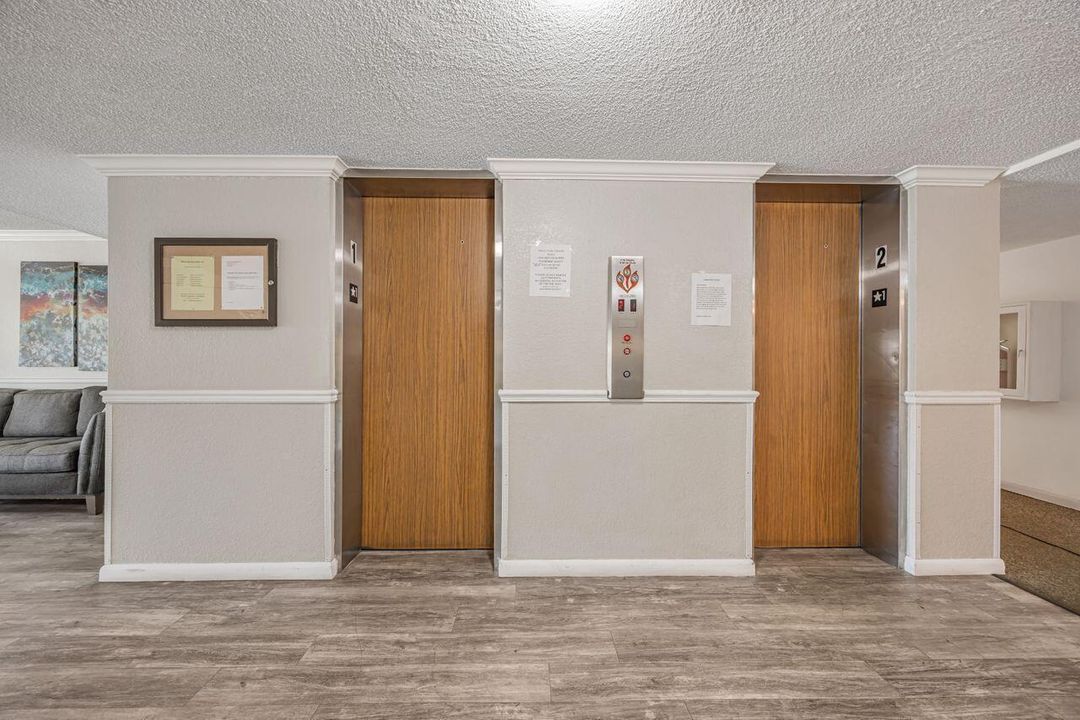 5-print-22605-sw-66th-ave-206
