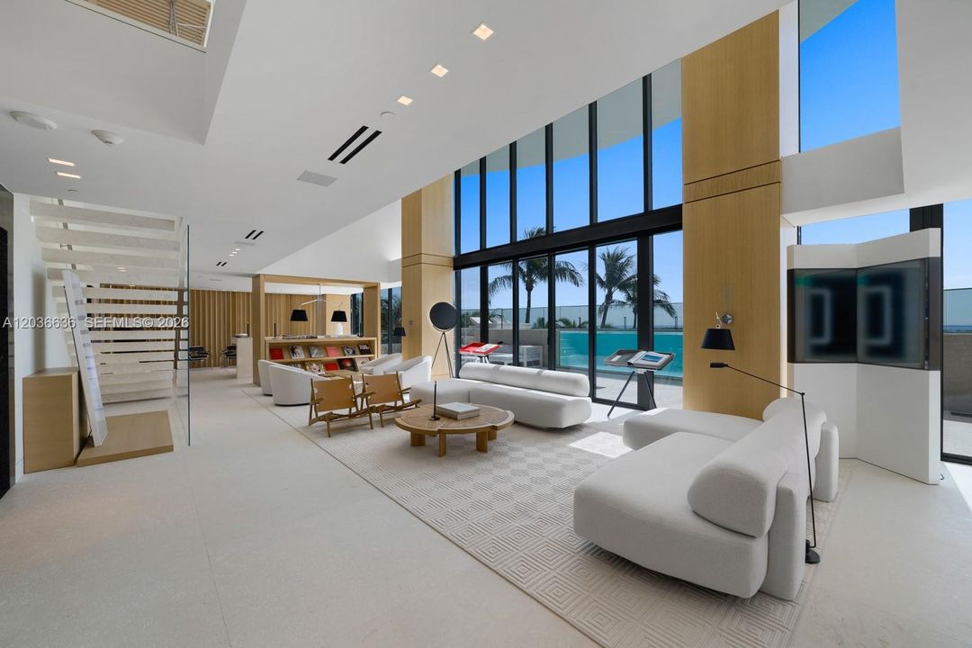 For Sale: $19,995,000 (6 beds, 7 baths, 10515 Square Feet)