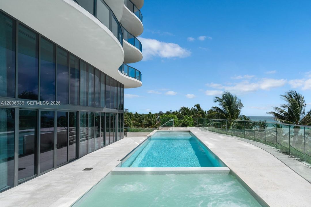 For Sale: $19,995,000 (6 beds, 7 baths, 10515 Square Feet)
