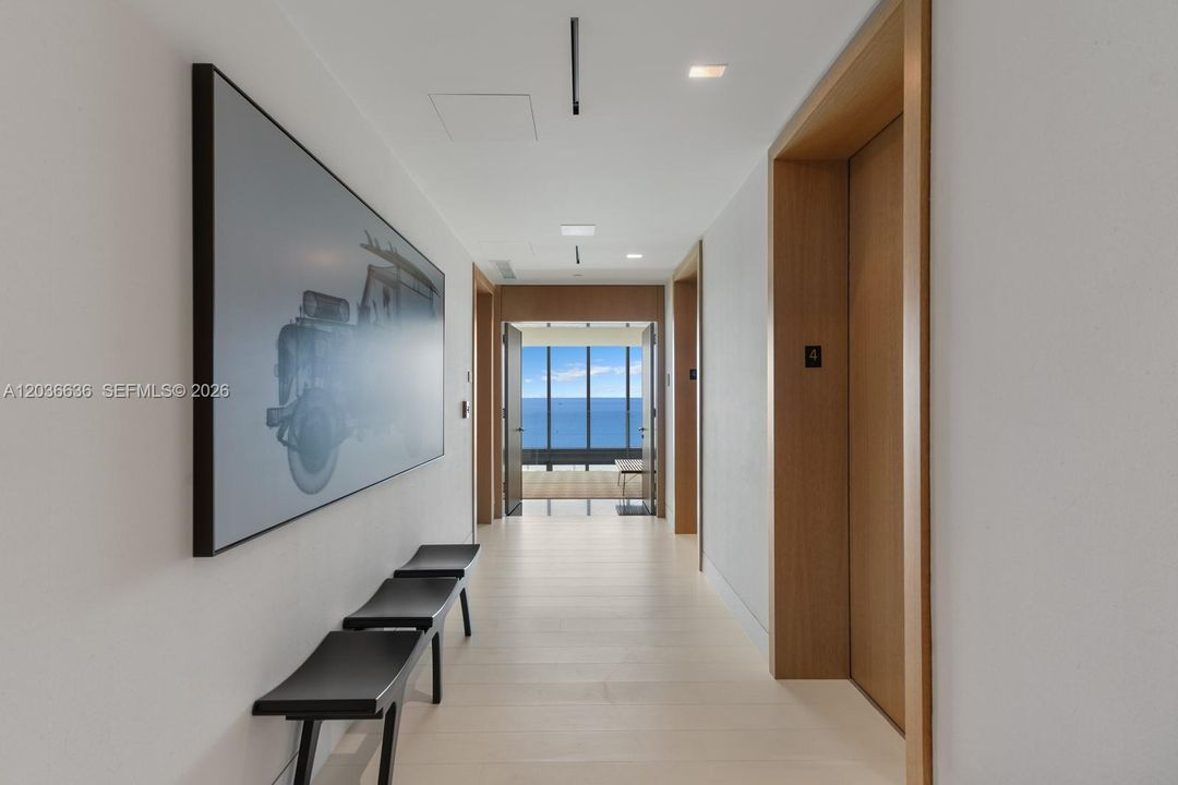 For Sale: $19,995,000 (6 beds, 7 baths, 10515 Square Feet)