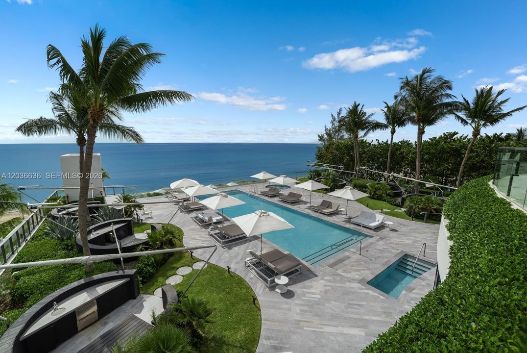 For Sale: $19,995,000 (6 beds, 7 baths, 10515 Square Feet)