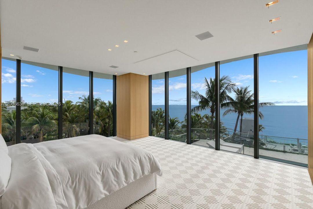For Sale: $19,995,000 (6 beds, 7 baths, 10515 Square Feet)
