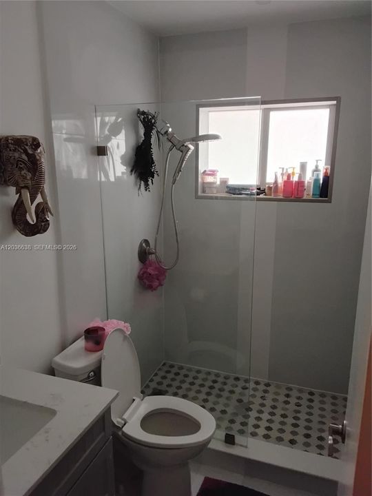 En Venta: $569,000 (3 camas, 2 baños, 1318 Pies cuadrados)