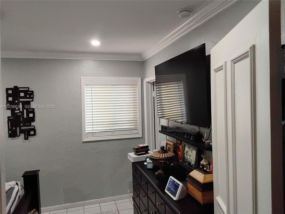 En Venta: $569,000 (3 camas, 2 baños, 1318 Pies cuadrados)