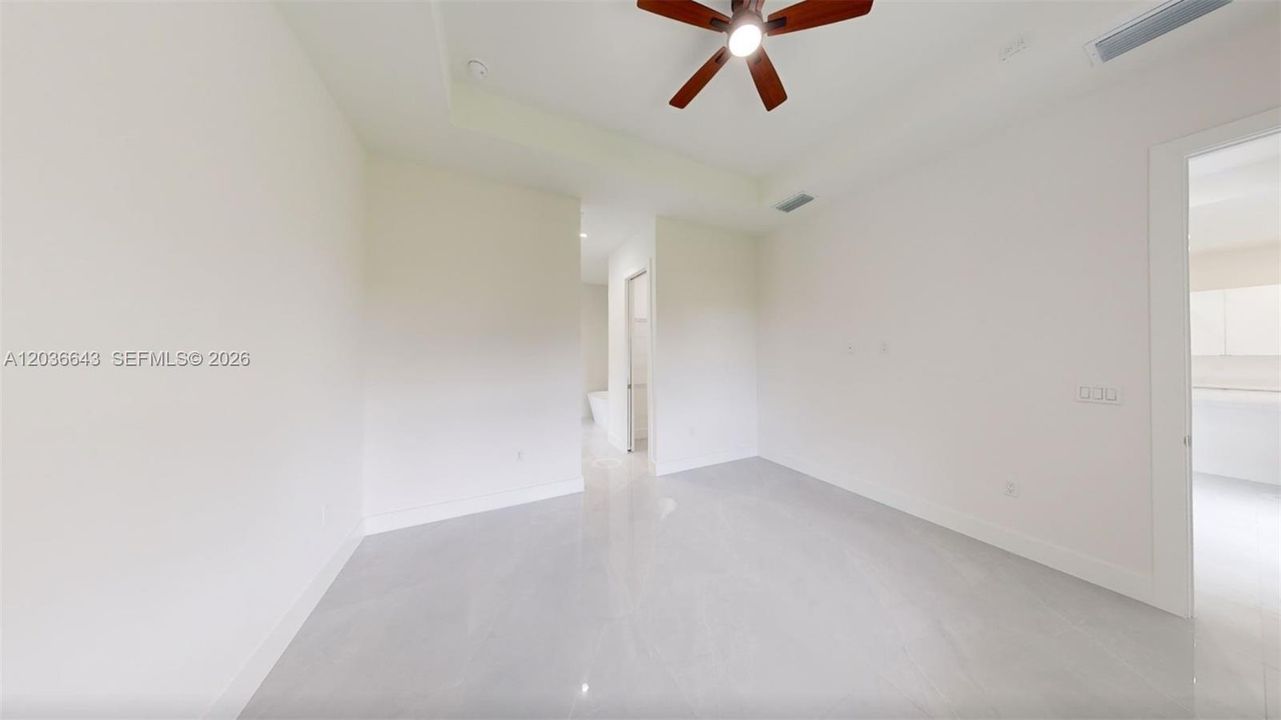 For Rent: $2,200 (3 beds, 2 baths, 1635 Square Feet)