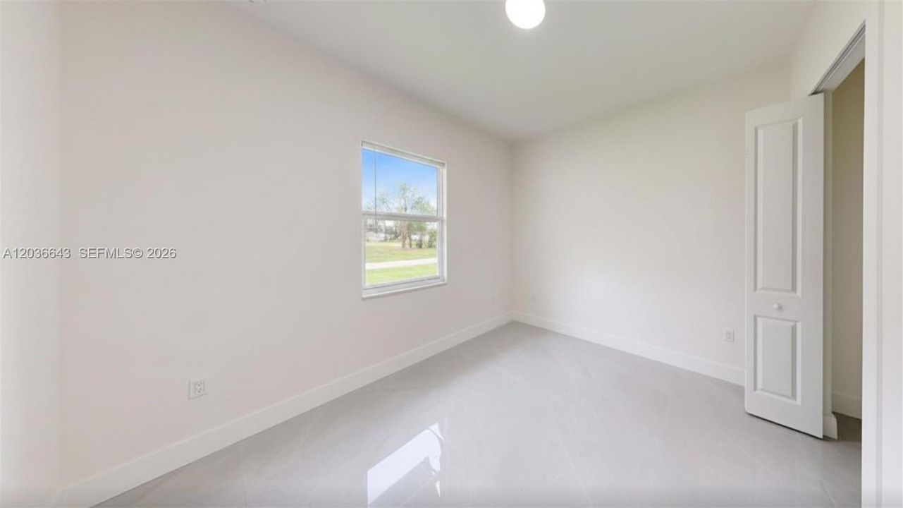 For Rent: $2,200 (3 beds, 2 baths, 1635 Square Feet)