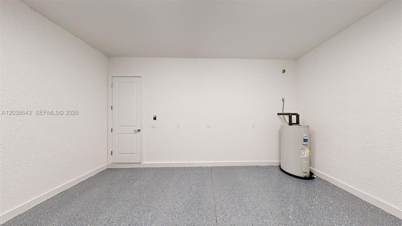 For Rent: $2,200 (3 beds, 2 baths, 1635 Square Feet)