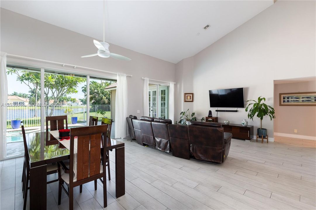 For Sale: $1,100,000 (4 beds, 3 baths, 2394 Square Feet)