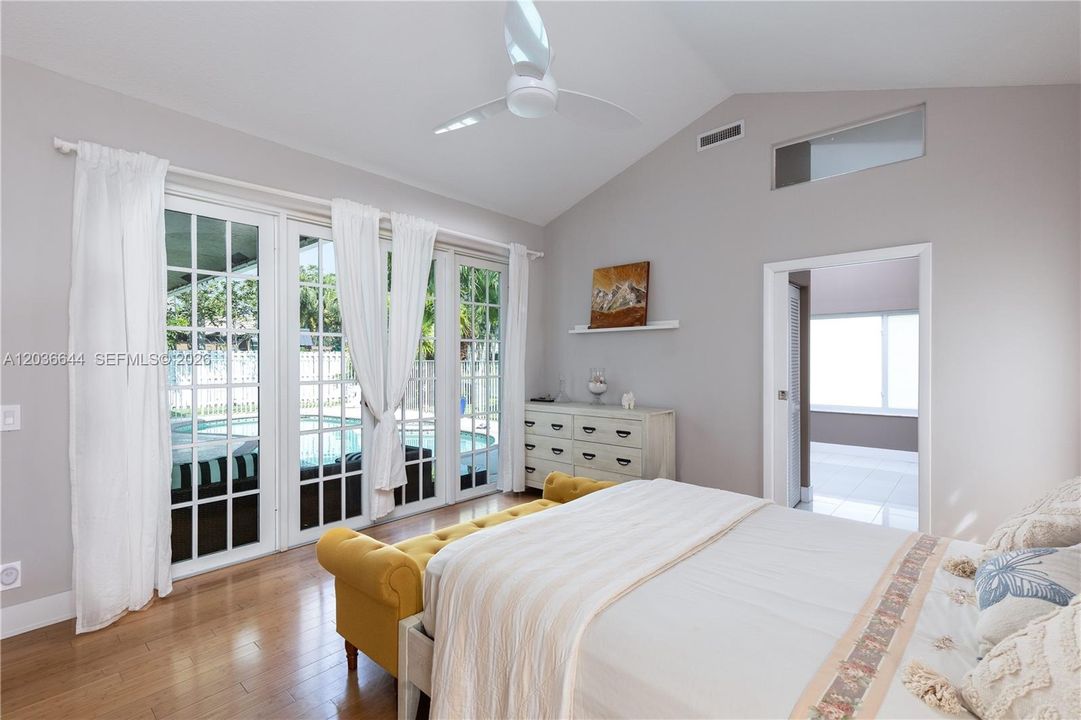 For Sale: $1,100,000 (4 beds, 3 baths, 2394 Square Feet)