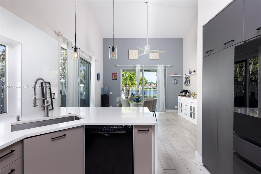 For Sale: $1,100,000 (4 beds, 3 baths, 2394 Square Feet)