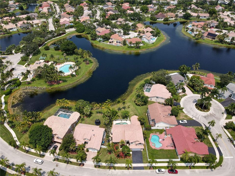 For Sale: $1,100,000 (4 beds, 3 baths, 2394 Square Feet)