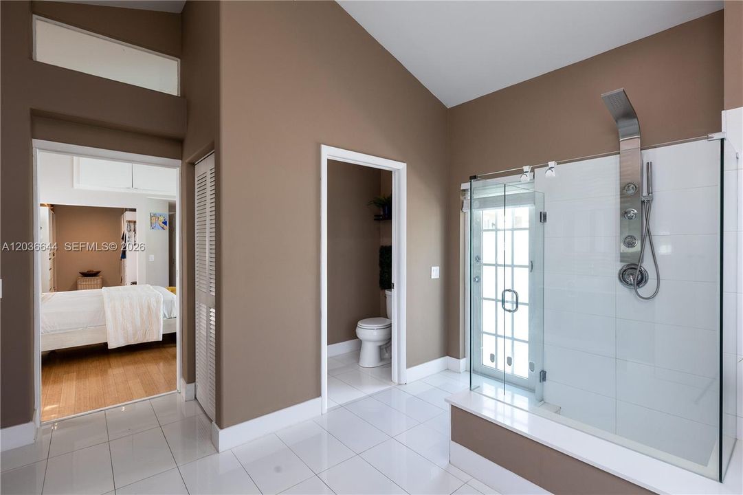 For Sale: $1,100,000 (4 beds, 3 baths, 2394 Square Feet)