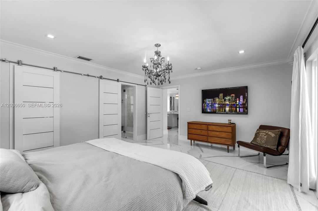 For Sale: $2,650,000 (4 beds, 4 baths, 2504 Square Feet)