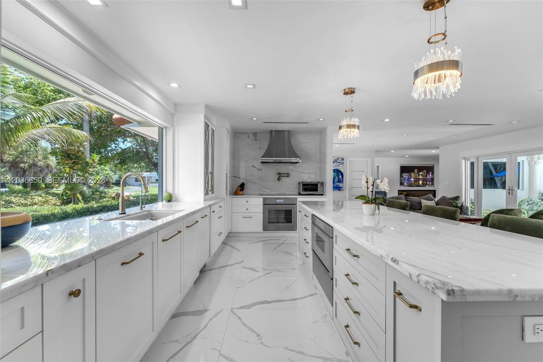 For Sale: $2,650,000 (4 beds, 4 baths, 2504 Square Feet)