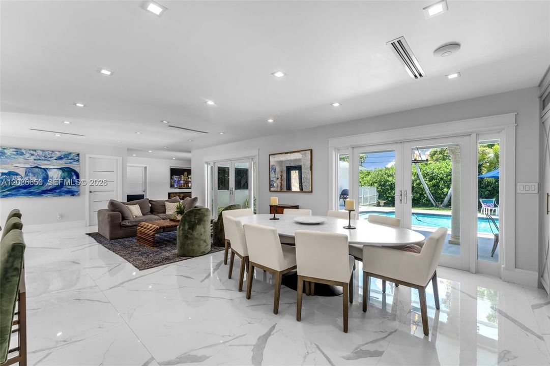 For Sale: $2,650,000 (4 beds, 4 baths, 2504 Square Feet)