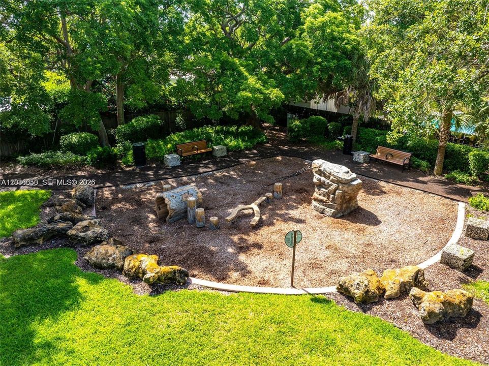For Sale: $2,650,000 (4 beds, 4 baths, 2504 Square Feet)