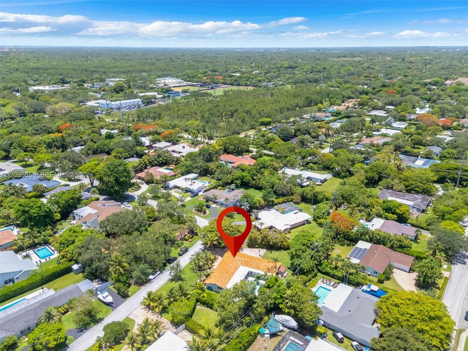 For Sale: $2,650,000 (4 beds, 4 baths, 2504 Square Feet)