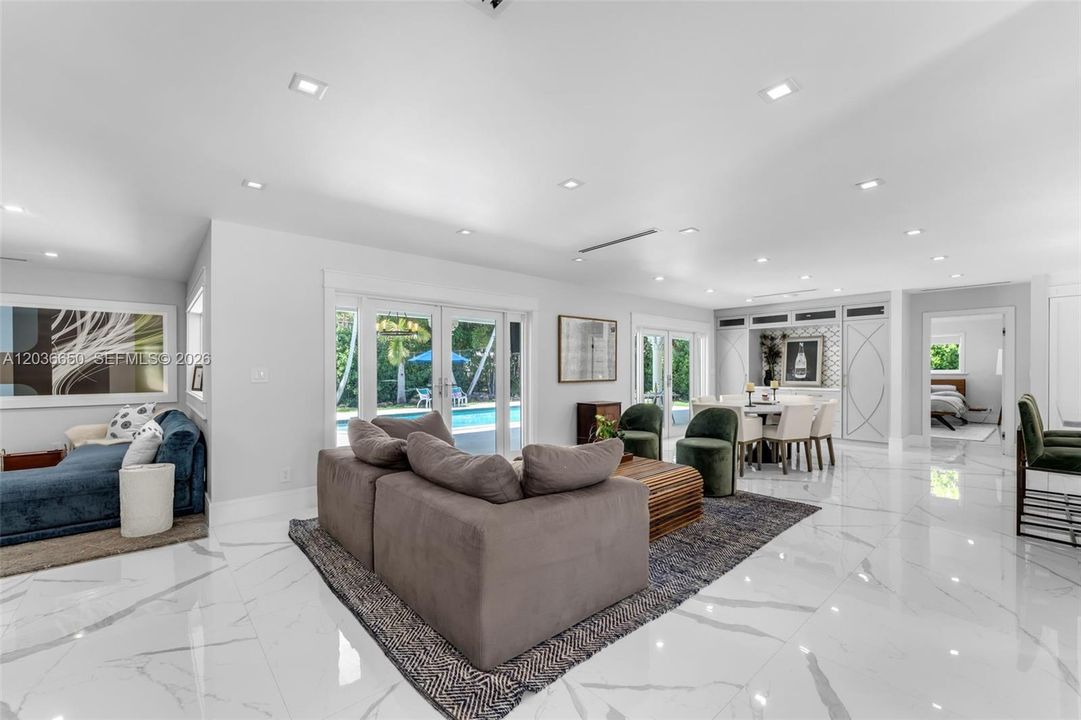 For Sale: $2,650,000 (4 beds, 4 baths, 2504 Square Feet)