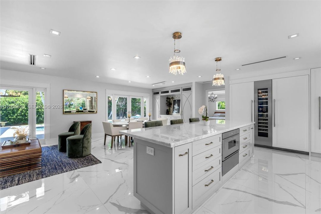 For Sale: $2,650,000 (4 beds, 4 baths, 2504 Square Feet)