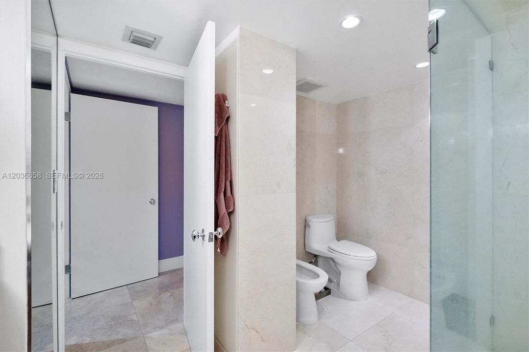 For Sale: $475,000 (2 beds, 2 baths, 1538 Square Feet)