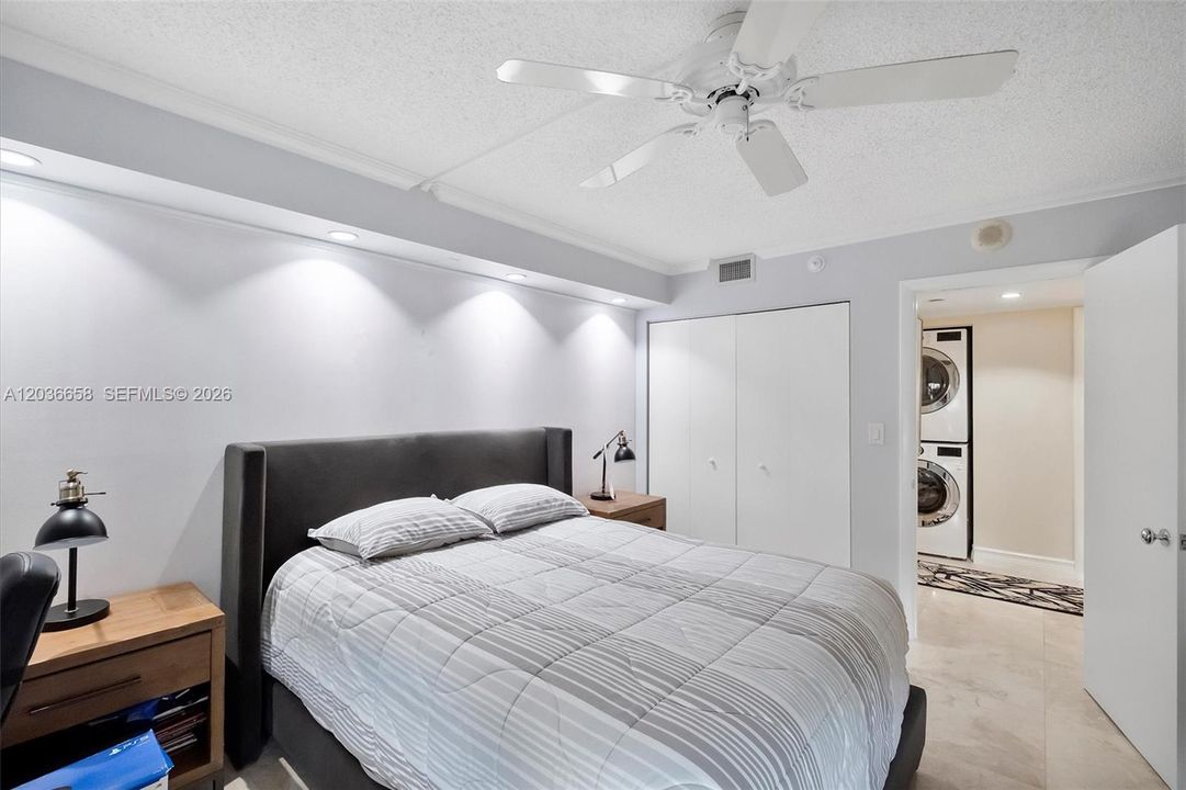 For Sale: $475,000 (2 beds, 2 baths, 1538 Square Feet)