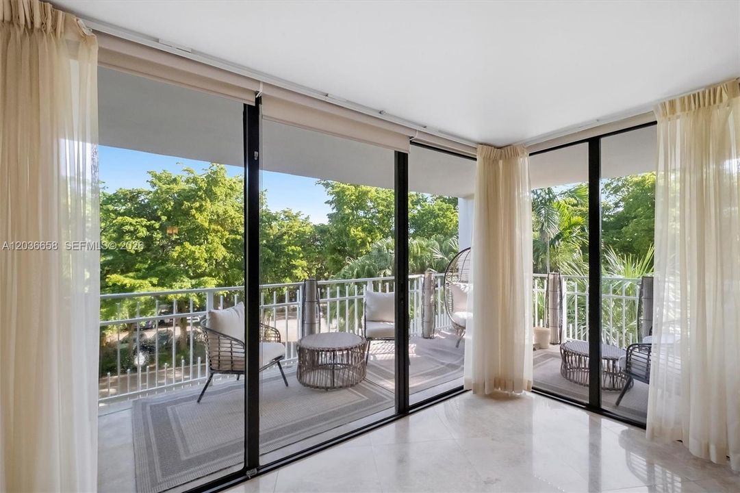 For Sale: $475,000 (2 beds, 2 baths, 1538 Square Feet)
