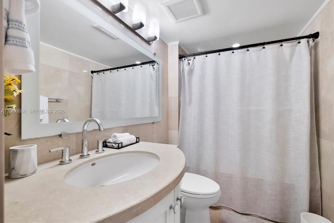 For Sale: $475,000 (2 beds, 2 baths, 1538 Square Feet)