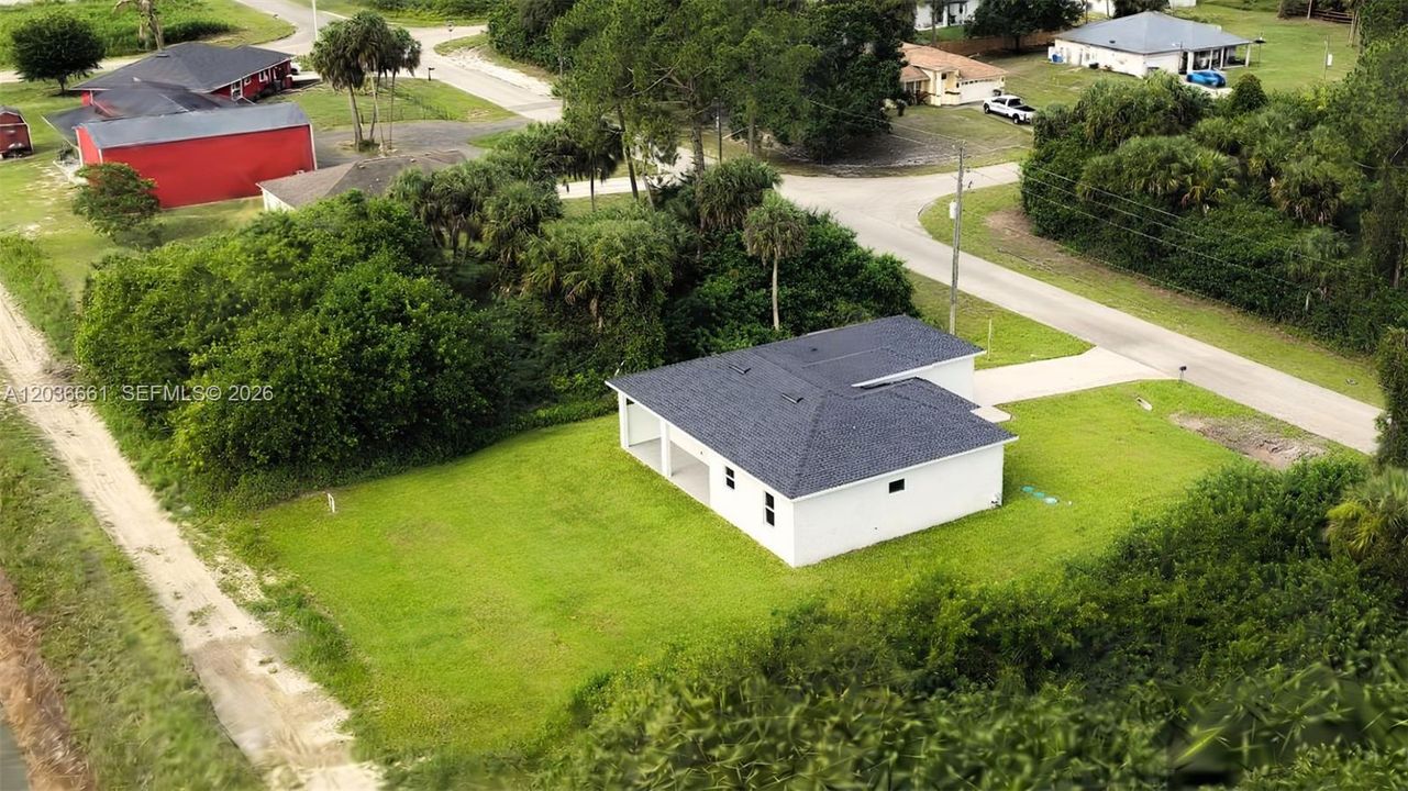 For Rent: $2,200 (3 beds, 2 baths, 1635 Square Feet)