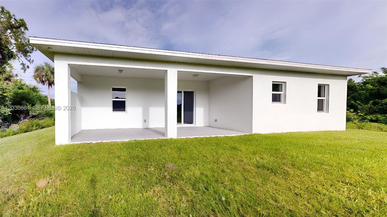 For Rent: $2,200 (3 beds, 2 baths, 1635 Square Feet)