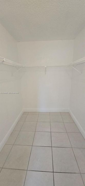 master walking closet