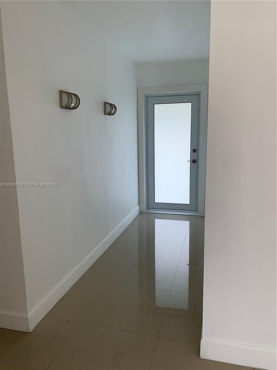 For Rent: $4,100 (3 beds, 2 baths, 1851 Square Feet)