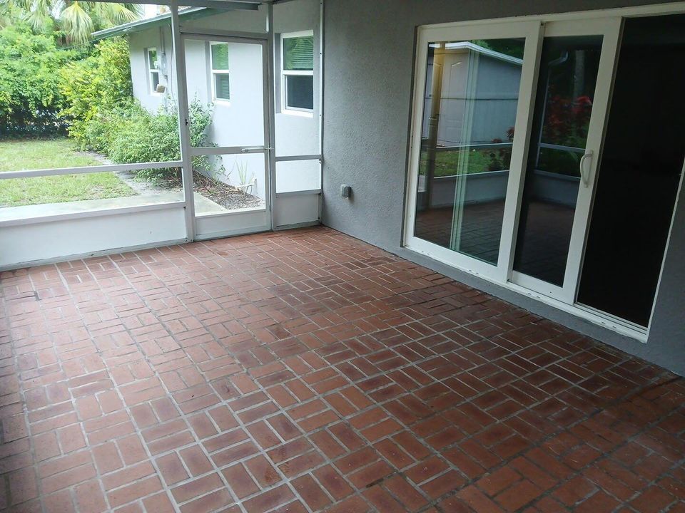 alamanda patio 2