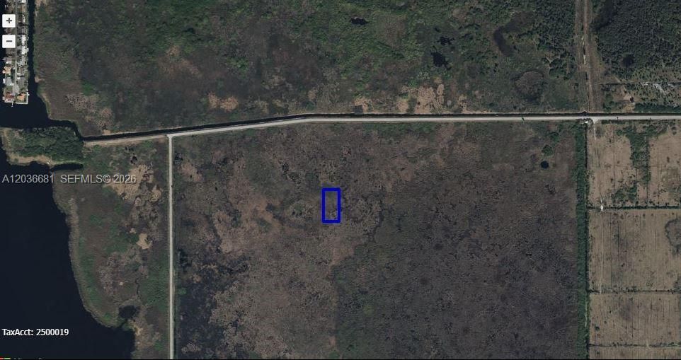 En Venta: $15,000 (1.25 acres)