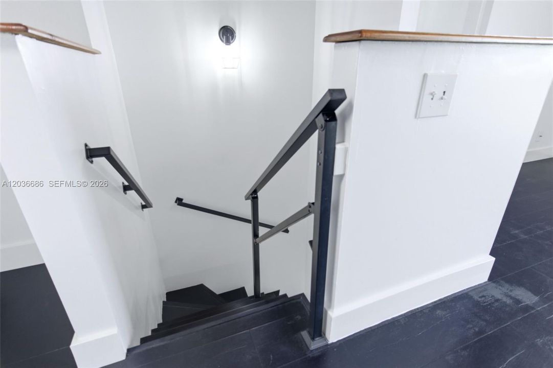 En Venta: $459,000 (2 camas, 2 baños, 1230 Pies cuadrados)