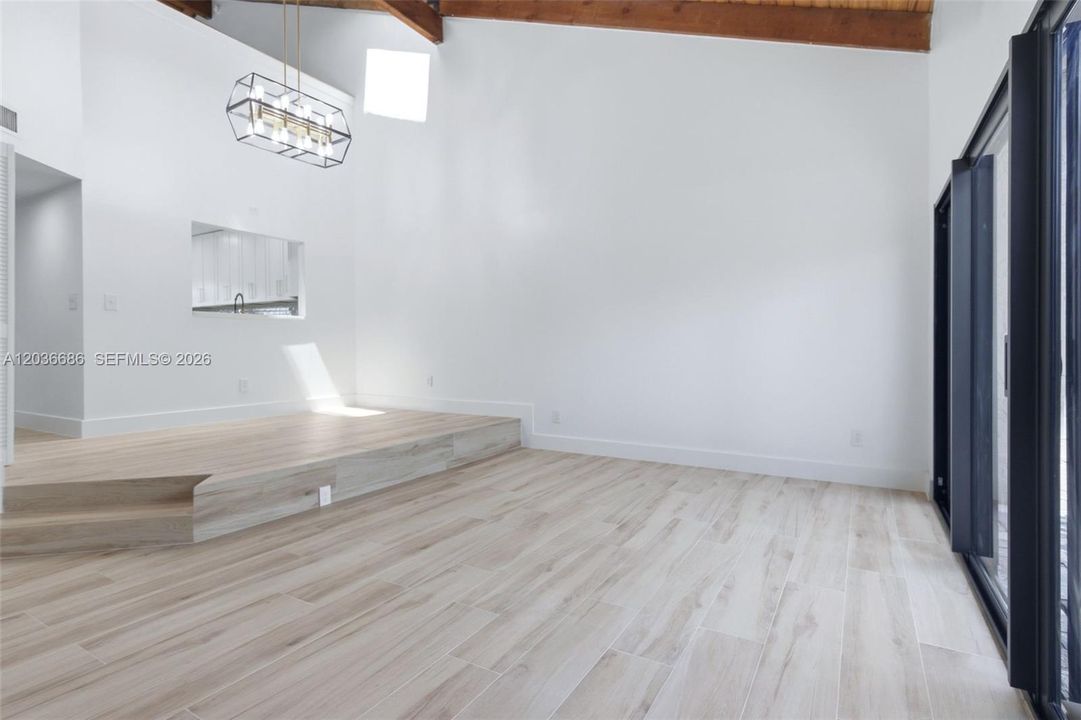En Venta: $459,000 (2 camas, 2 baños, 1230 Pies cuadrados)