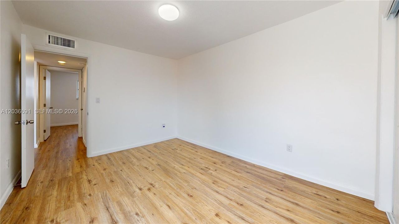 В аренду: $2,150 (2 спален, 1 ванн, 39116 Квадратных фут)