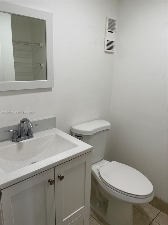 1/2 bath
