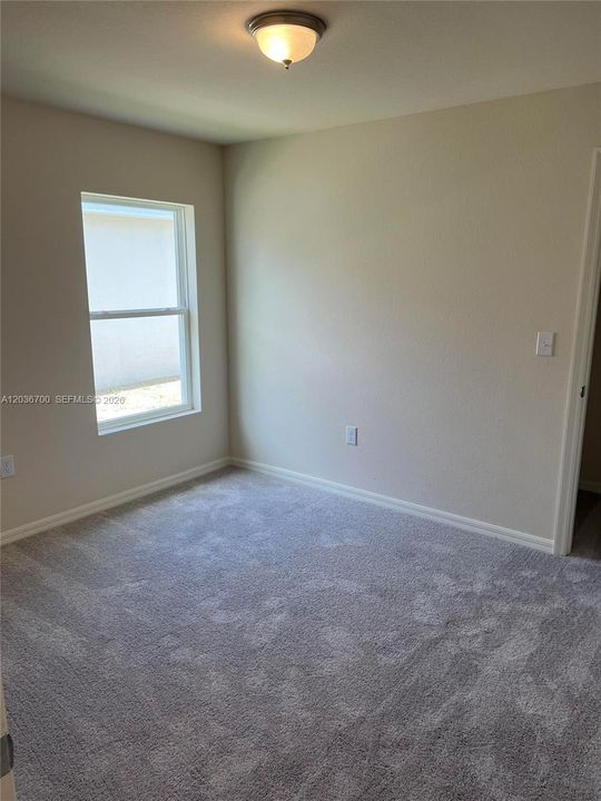 For Sale: $245,000 (3 beds, 2 baths, 1468 Square Feet)