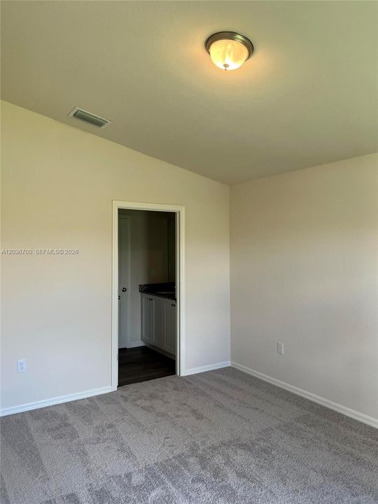 For Sale: $245,000 (3 beds, 2 baths, 1468 Square Feet)