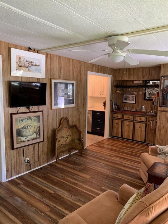 Sitting Room to Kitchen and Coffee Area