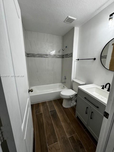 En Renta: $2,900 (3 camas, 2 baños, 1386 Pies cuadrados)