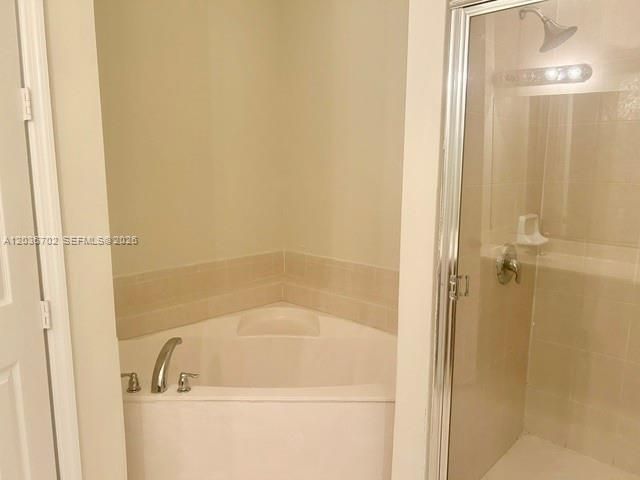 For Sale: $379,000 (4 beds, 2 baths, 1991 Square Feet)