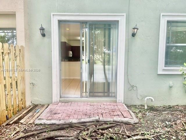 For Sale: $379,000 (4 beds, 2 baths, 1991 Square Feet)