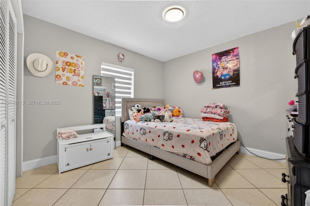 En Venta: $459,000 (3 camas, 2 baños, 1253 Pies cuadrados)