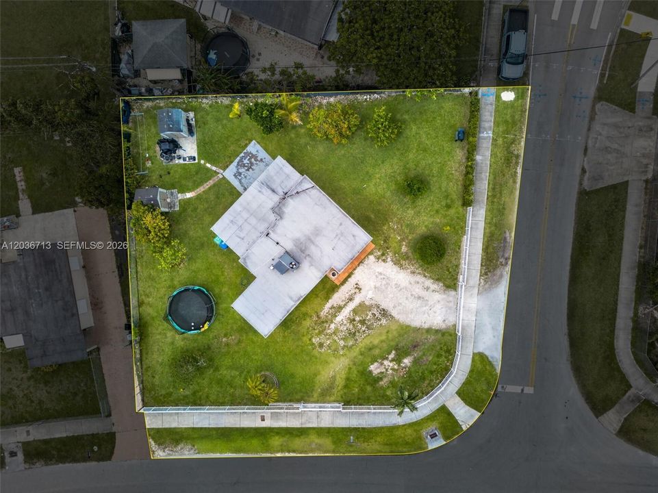 En Venta: $459,000 (3 camas, 2 baños, 1253 Pies cuadrados)