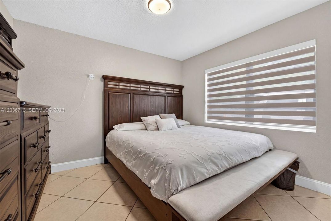 En Venta: $459,000 (3 camas, 2 baños, 1253 Pies cuadrados)