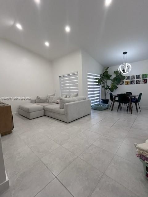 En Renta: $2,850 (2 camas, 2 baños, 991 Pies cuadrados)