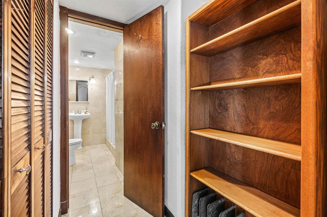 020-2400DeerCreekCountryClubBoulevard-60