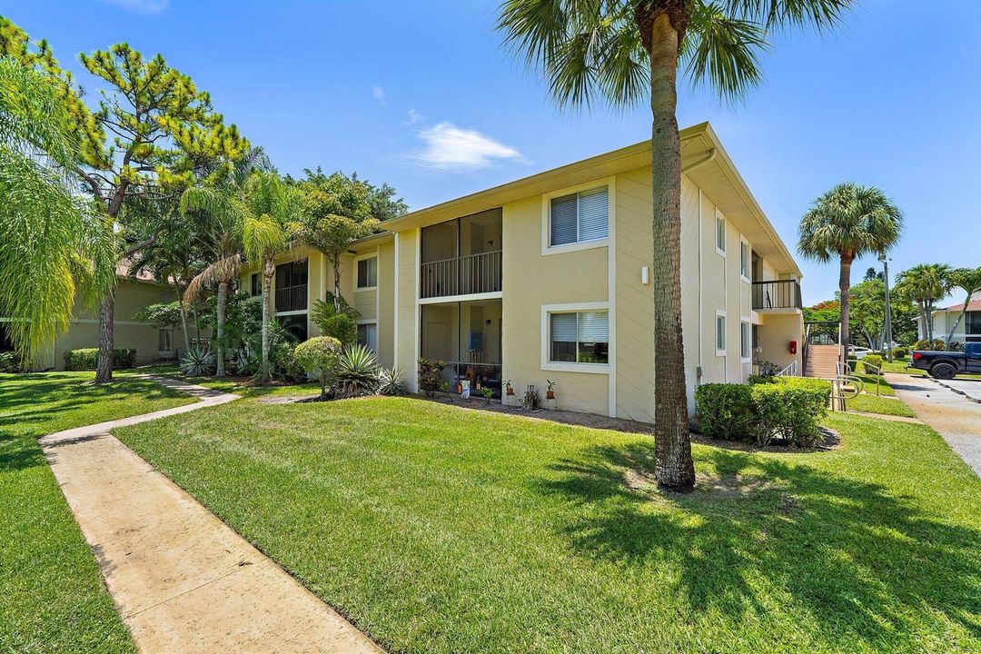 003-6531ChasewoodDrive-UnitH-Jupiter-FL-