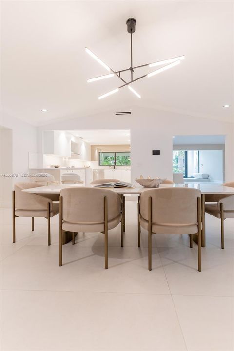 For Rent: $15,000 (5 beds, 4 baths, 3518 Square Feet)